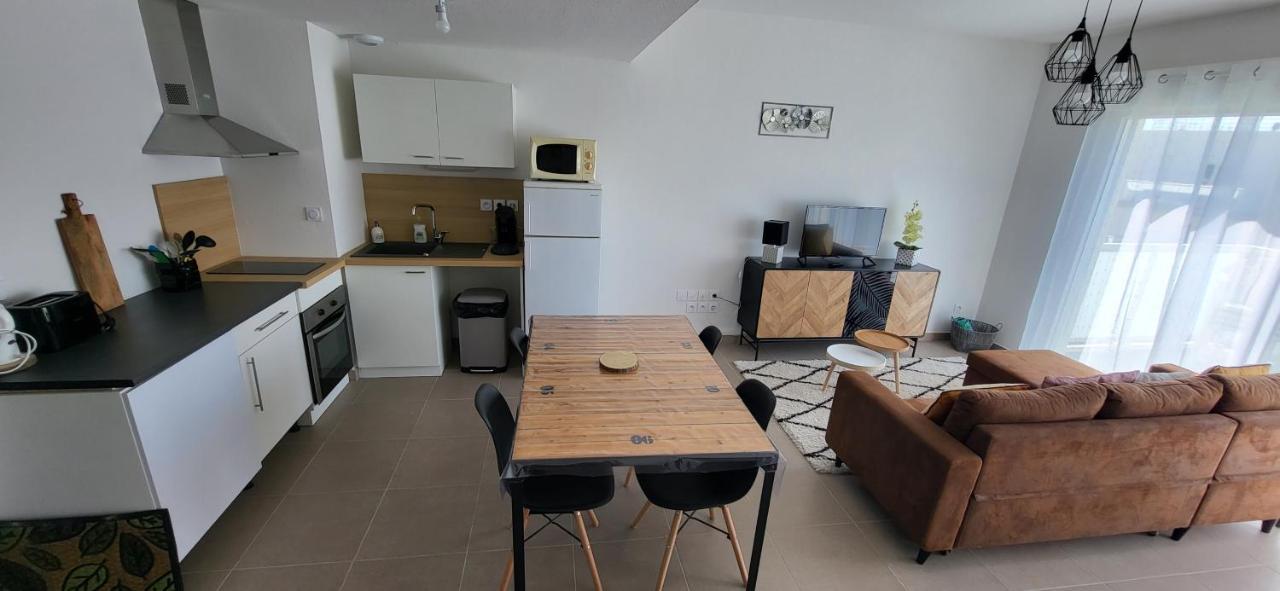 Appartement Avec Balcon/Terrasse Монтё Экстерьер фото